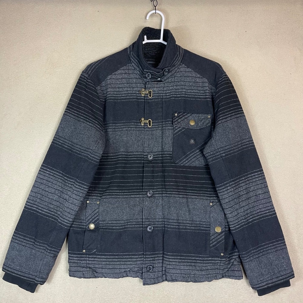 Roark Jacket Mens Medium RJ196 Black Grey Striped Sherpa Lined Toggle EUC